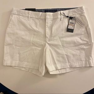 Women’s Tommy Hilfiger Shorts sz 12 NWT